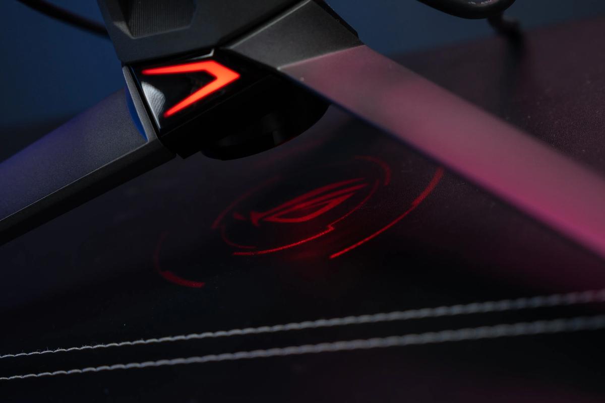 高端Mini LED显示器接口与参数