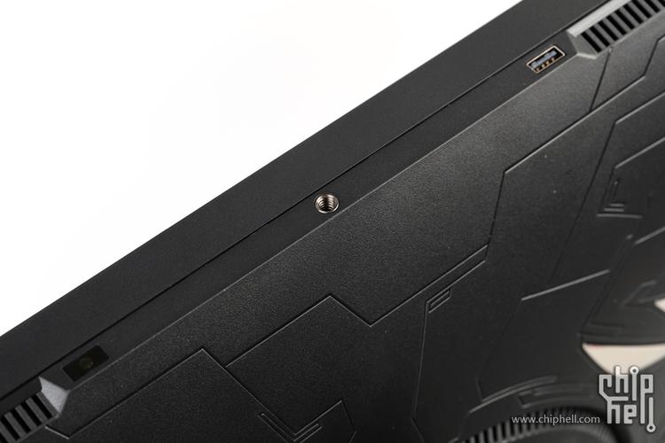 高端显示器购买决策桌面场景