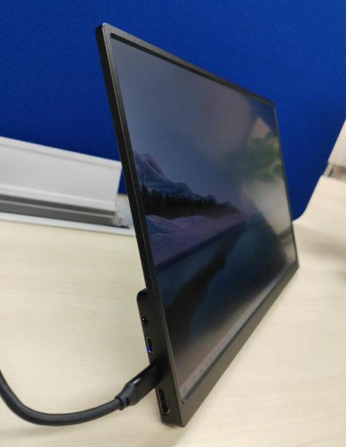 IPS显示器性能参数图表