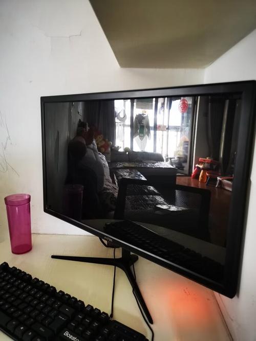 曲面显示器规格细节