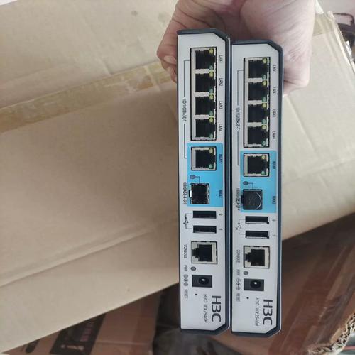 显示器后部散热设计