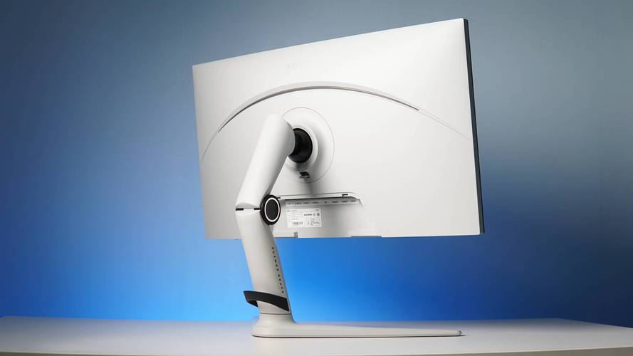 Monitor power and cooling setup