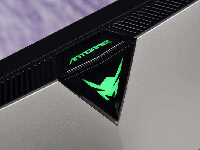 Gaming monitor purchase decision setup