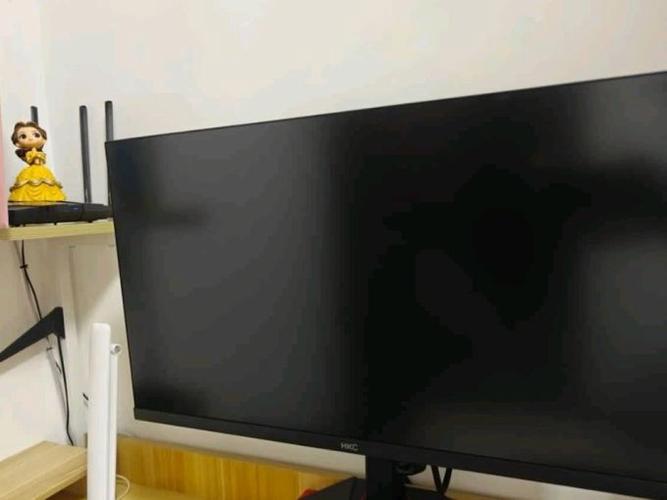 Slim monitor energy efficient design