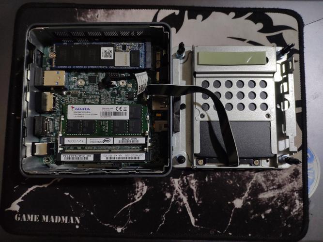 Computer cooling fans hardware