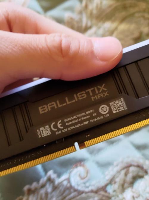 PC 机箱内内存散热表现
