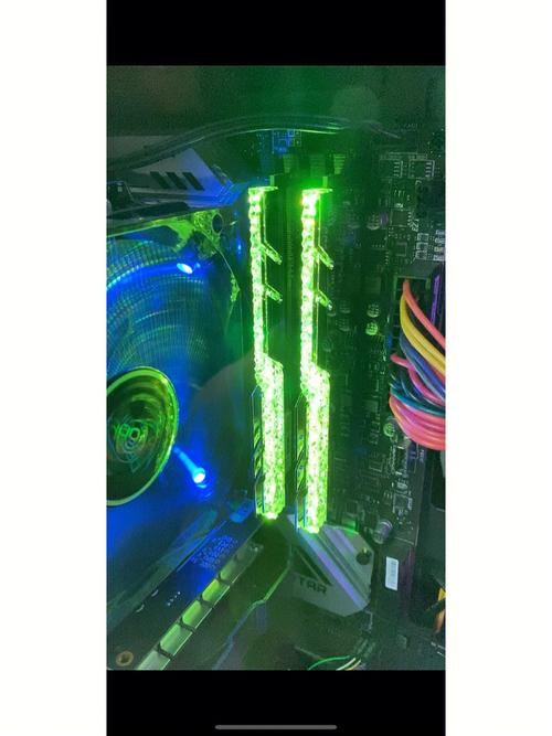 电脑内存性能测试基准图