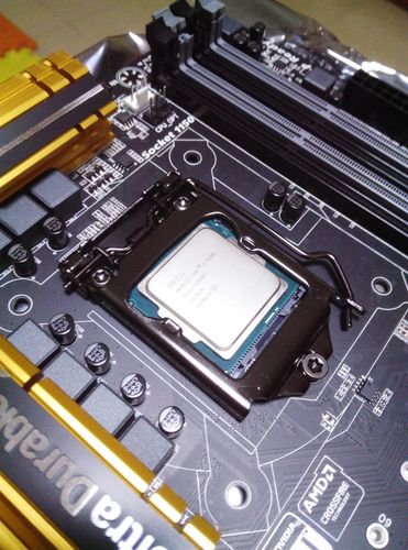 Desktop PC build with CPU