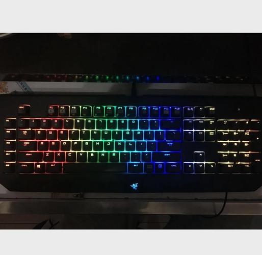Razer 黑寡妇蜘蛛2013机械键盘深度评测:经典青轴游戏利器