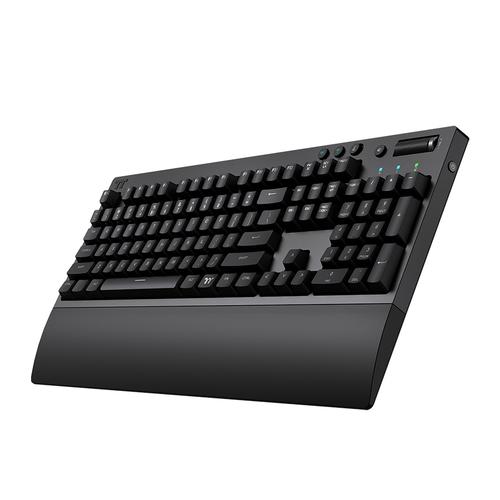 高端机械键盘桌面使用场景