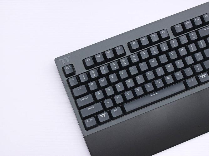 Tt eSPORTS G821机械键盘购买决策参考