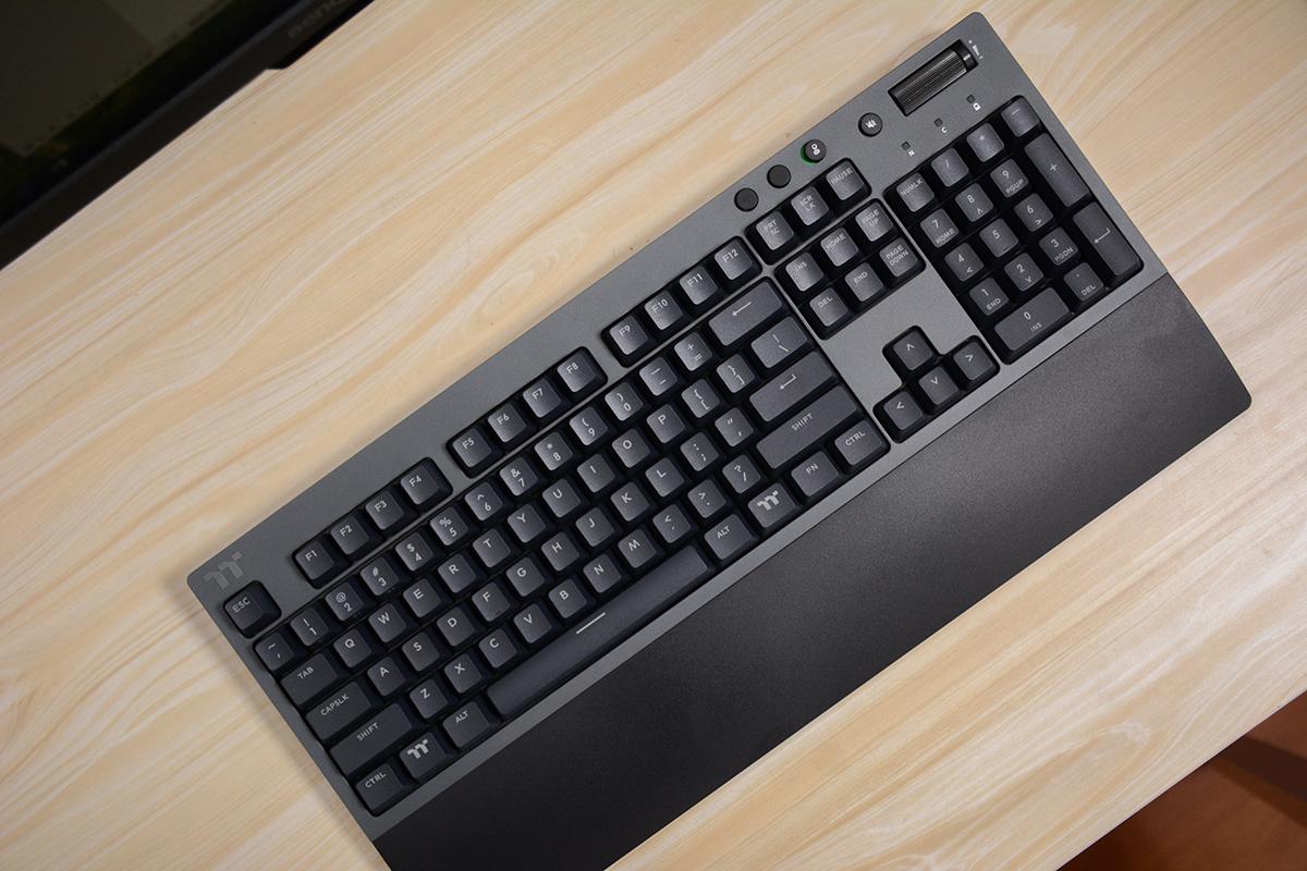 Tt eSPORTS G821机械键盘游戏性能测试