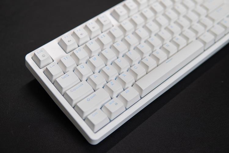 轻薄键盘低功耗使用