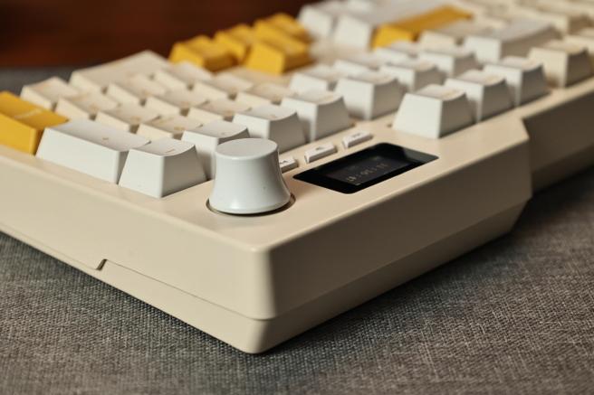 黑爵AK35iV2键盘打字性能表现