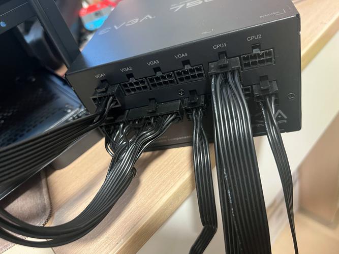 振华 LEADEX P650 深度评测：白金牌全模组电源 高效稳定之选