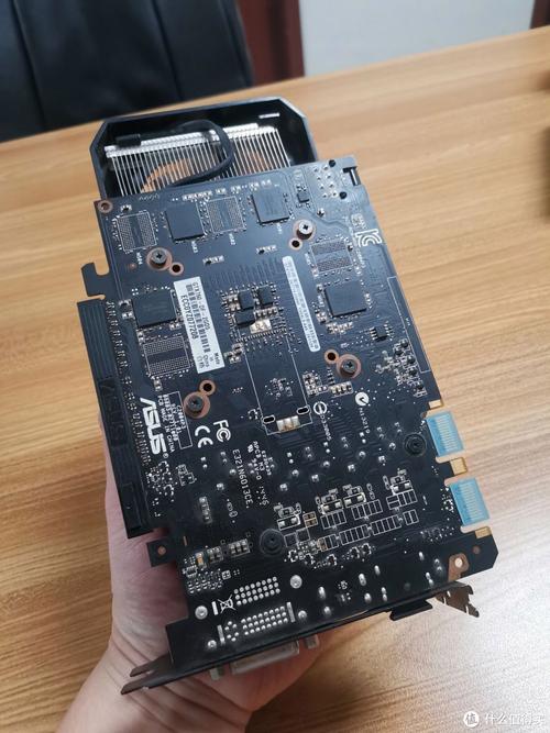 蓝宝石HD6950 vs 华硕GTX660Ti 深度对比