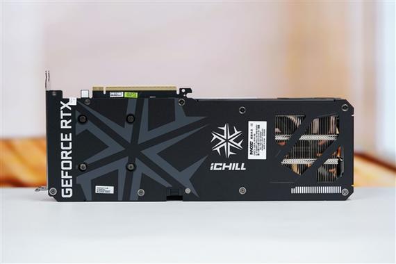 映众RTX 5090 D超级冰龙 vs 七彩虹RTX 4060 Ti龙年限定OC 16GB 深度对比