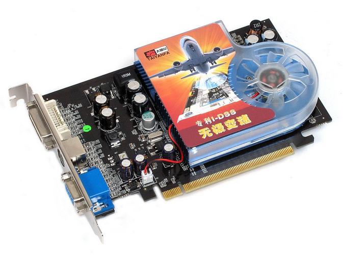 电脑散热风扇特写