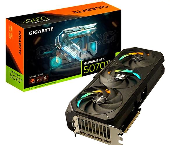 RTX 5080主机搭建场景