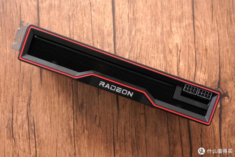 显卡三风扇散热特写