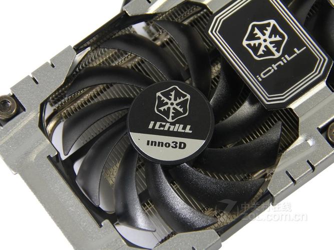 GTX650冰龙版散热系统特写