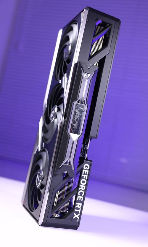 GeForce RTX 显卡规格参数图