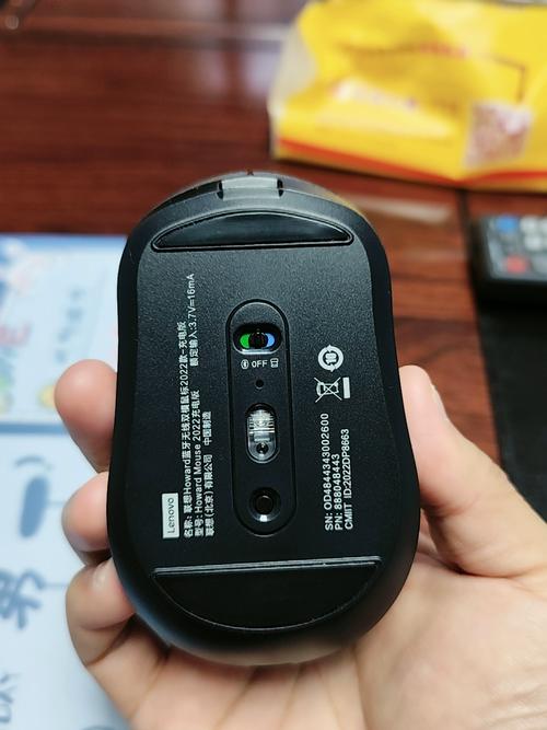 办公鼠标核心参数特写