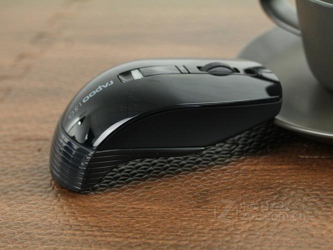 无线鼠标核心组件特写