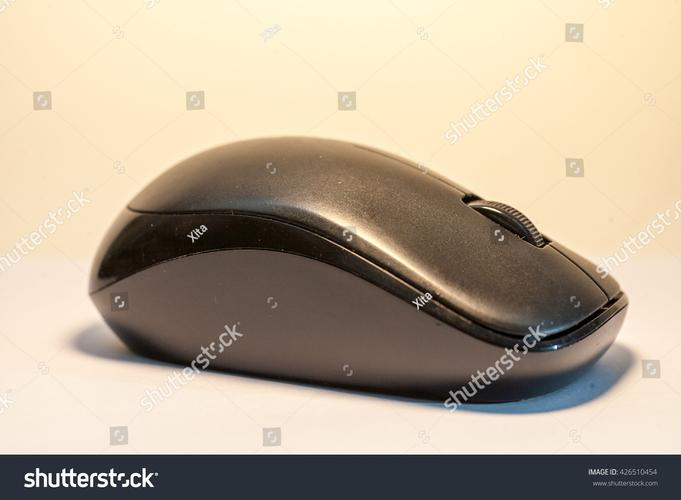 无线鼠标侧面握持视角