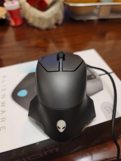 Alienware AW510M鼠标外观细节展示