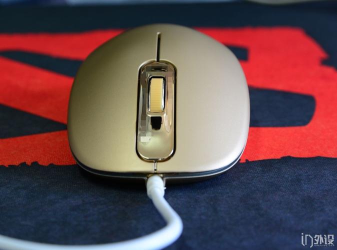 i-rocks IM8 gaming mouse colorful design view