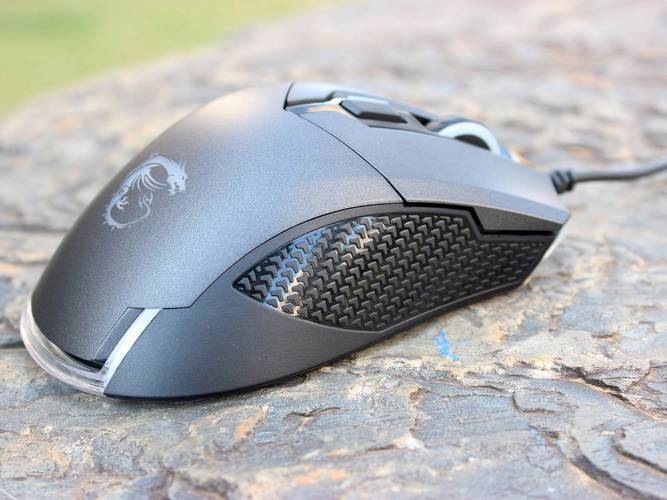 Gaming setup with mouse performance