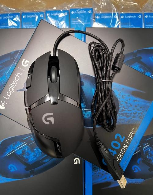 无线游戏鼠标外观设计细节