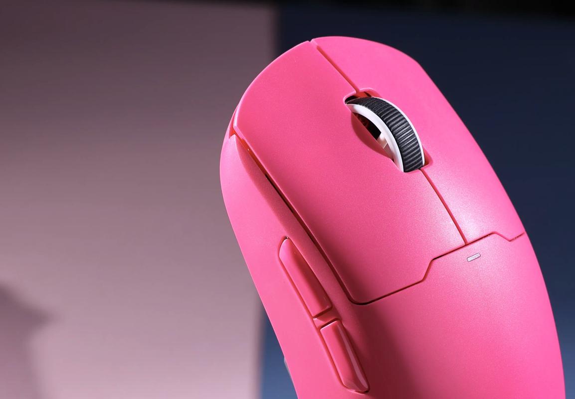 无线鼠标外观设计展示