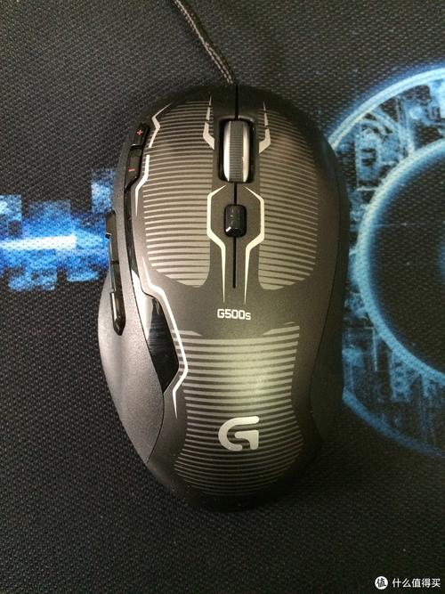 Black gaming mouse final recommendation shot