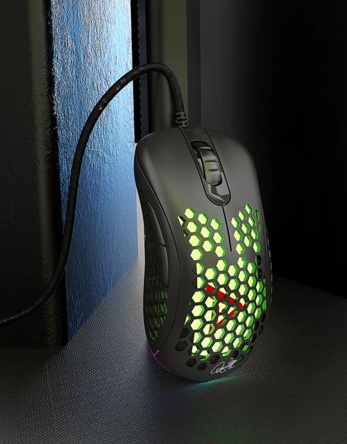 紫色RGB照明游戏鼠标外观