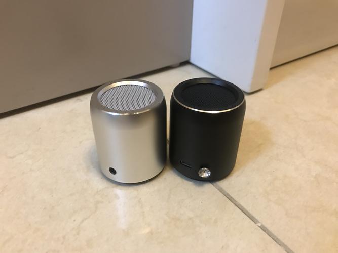 迷你有线鼠标外观特写