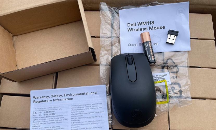 办公环境无线鼠标操作