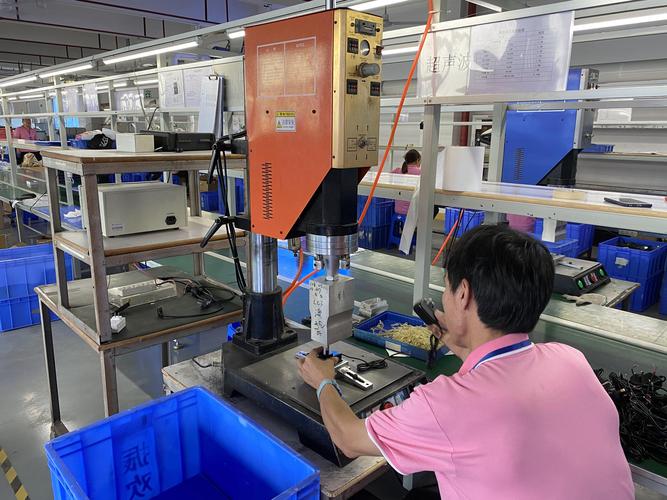 计算机电源在机箱中的性能应用场景