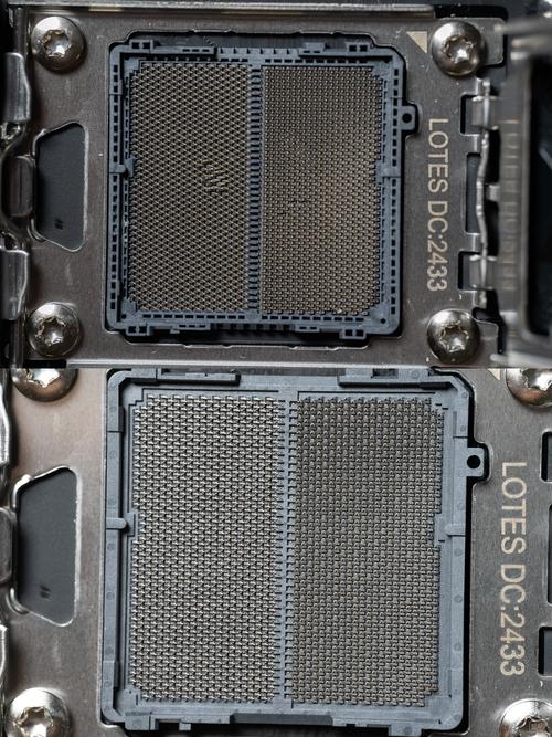 主板供电区和散热片细节