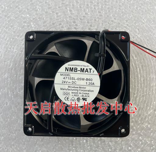 电脑硬件购买决策场景