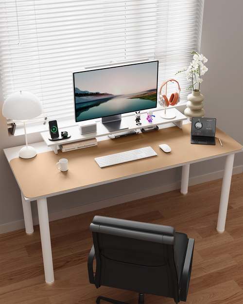 办公使用中的电脑鼠标