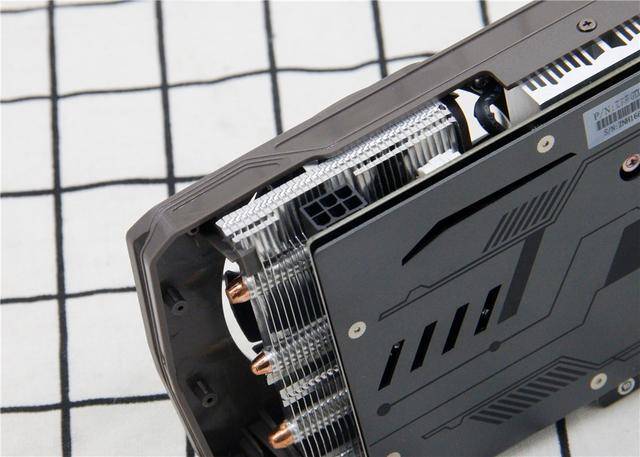 艾尔莎GTX 1660显卡外观正面