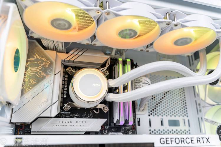 安钛克NE 1000W电源驱动高端显卡性能测试场景