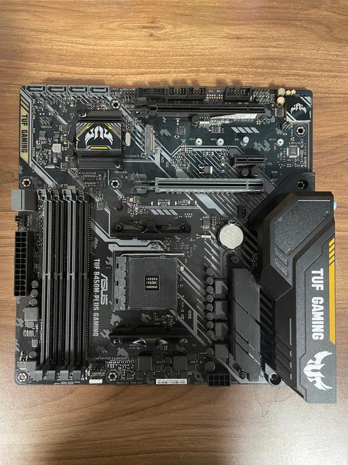 华硕主板驱动的游戏PC性能运行场景