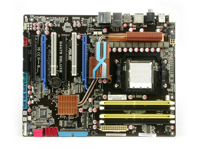 主板PCB电路板与接口细节特写