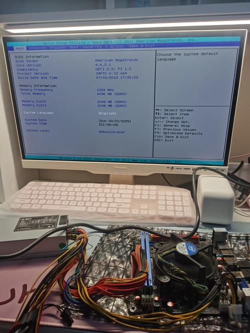 主板性能测试场景与系统运行界面