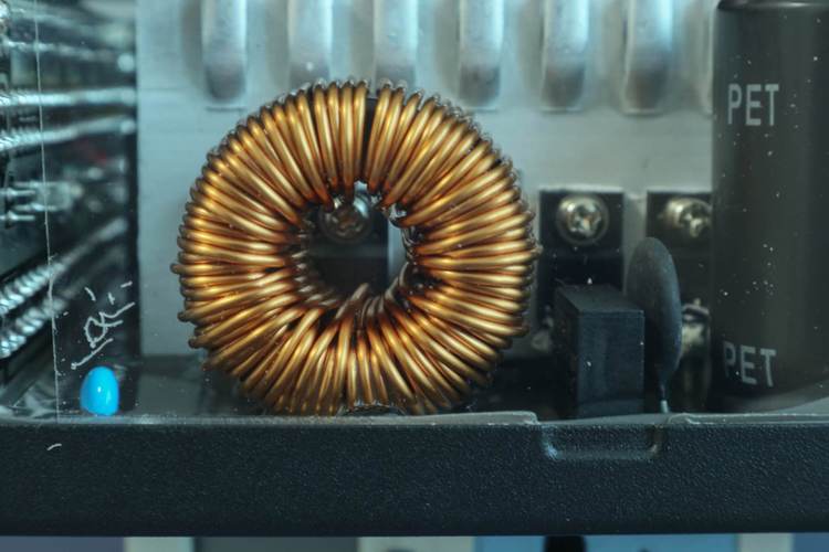 GI-K750 电源功耗散热表现