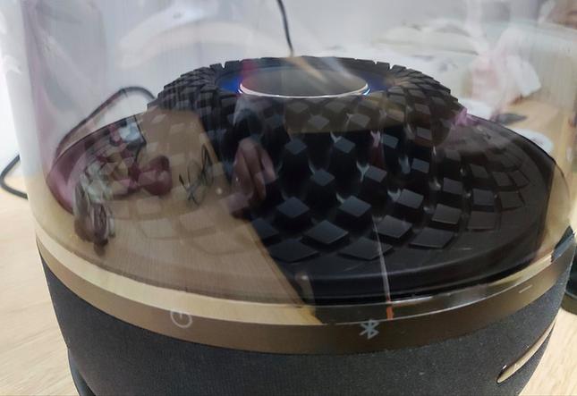 无线蓝牙音响全向声场表现