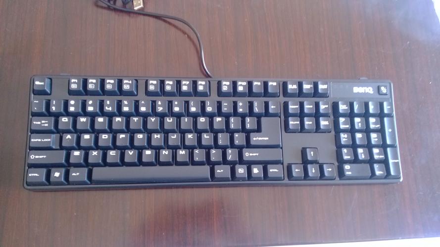 明基KX890半透明磨砂外观特写